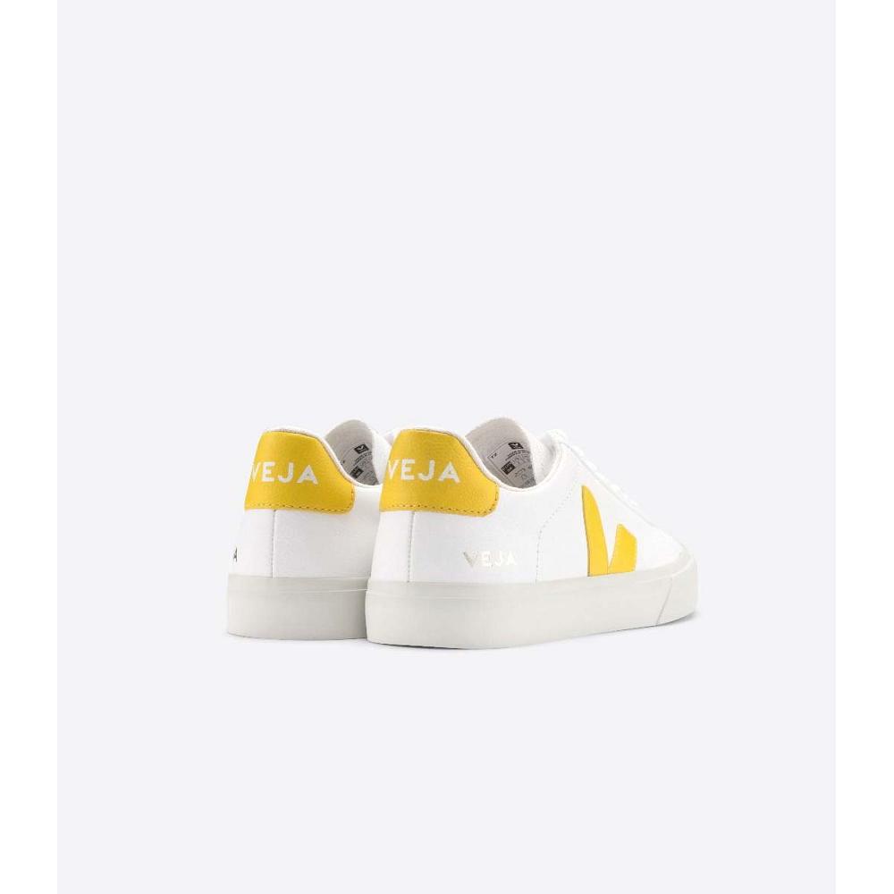 Veja CAMPO CHROMEFREE Low Tops Sneakers Férfi White/Yellow | HU 205HAP